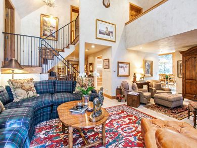 Vail vacation Home Sleeps Ten Guests.